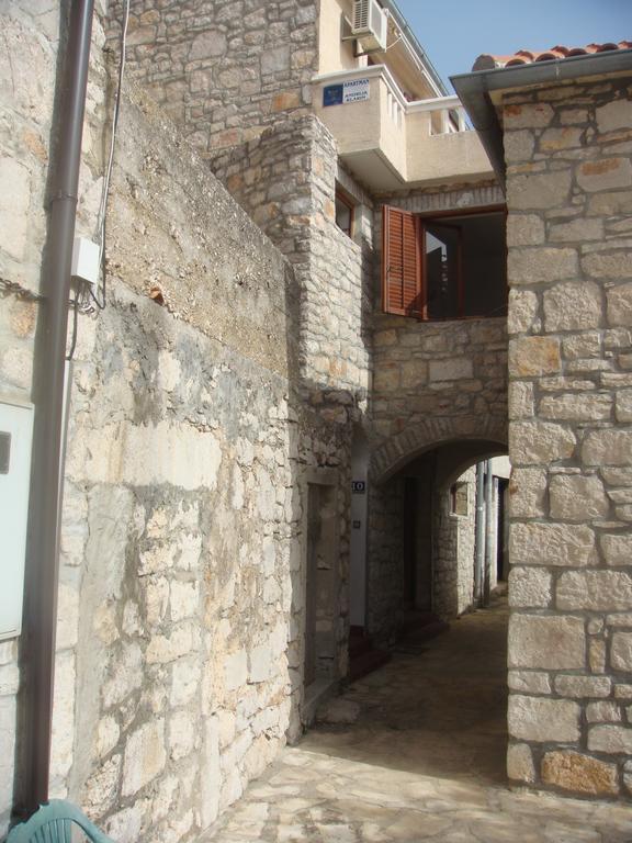 Apartman Klarin - Old Stone House Appartement Jezera Buitenkant foto